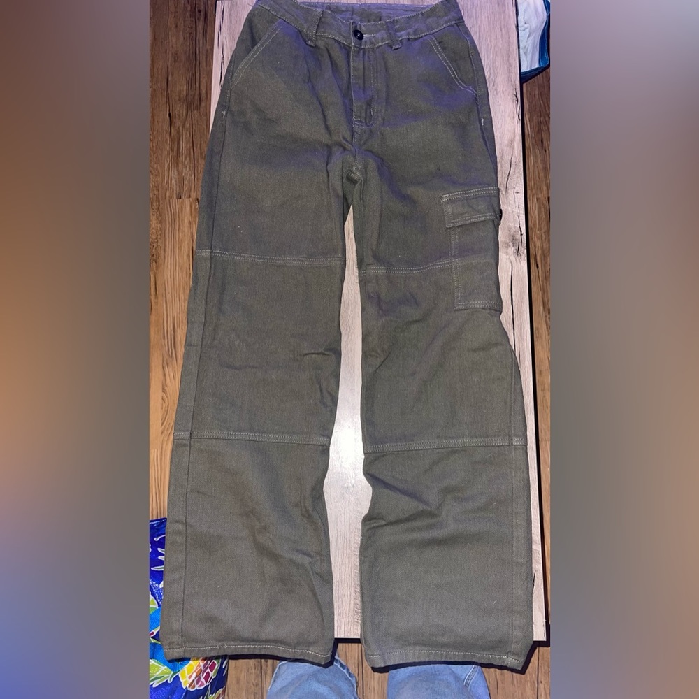 Green  cargo pants from SHEIN worn a few times
